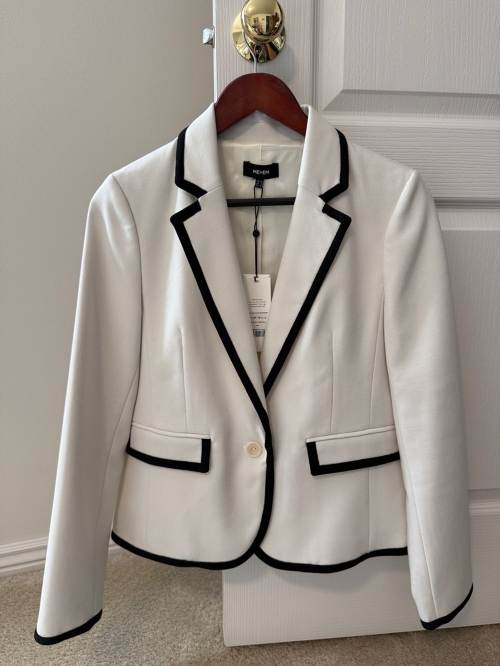 ME+EM Cropped Bound Edge Cream blazer with black piping trim | UK 10 US 6